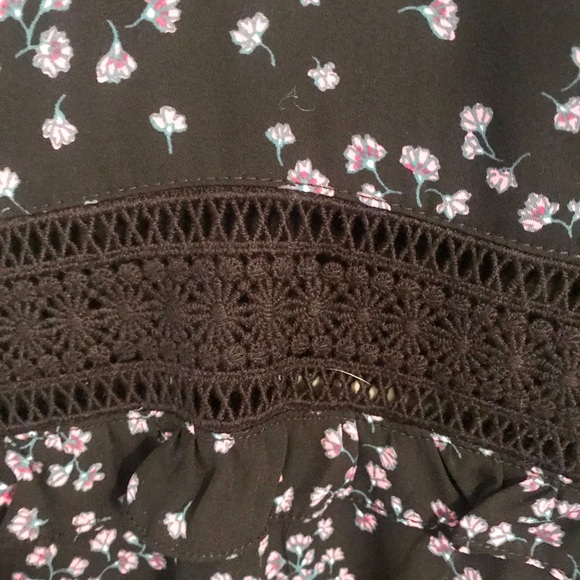 Cupcakes & Cashmere NWT Black Floral Dress size 10 - Picture 8 of 11